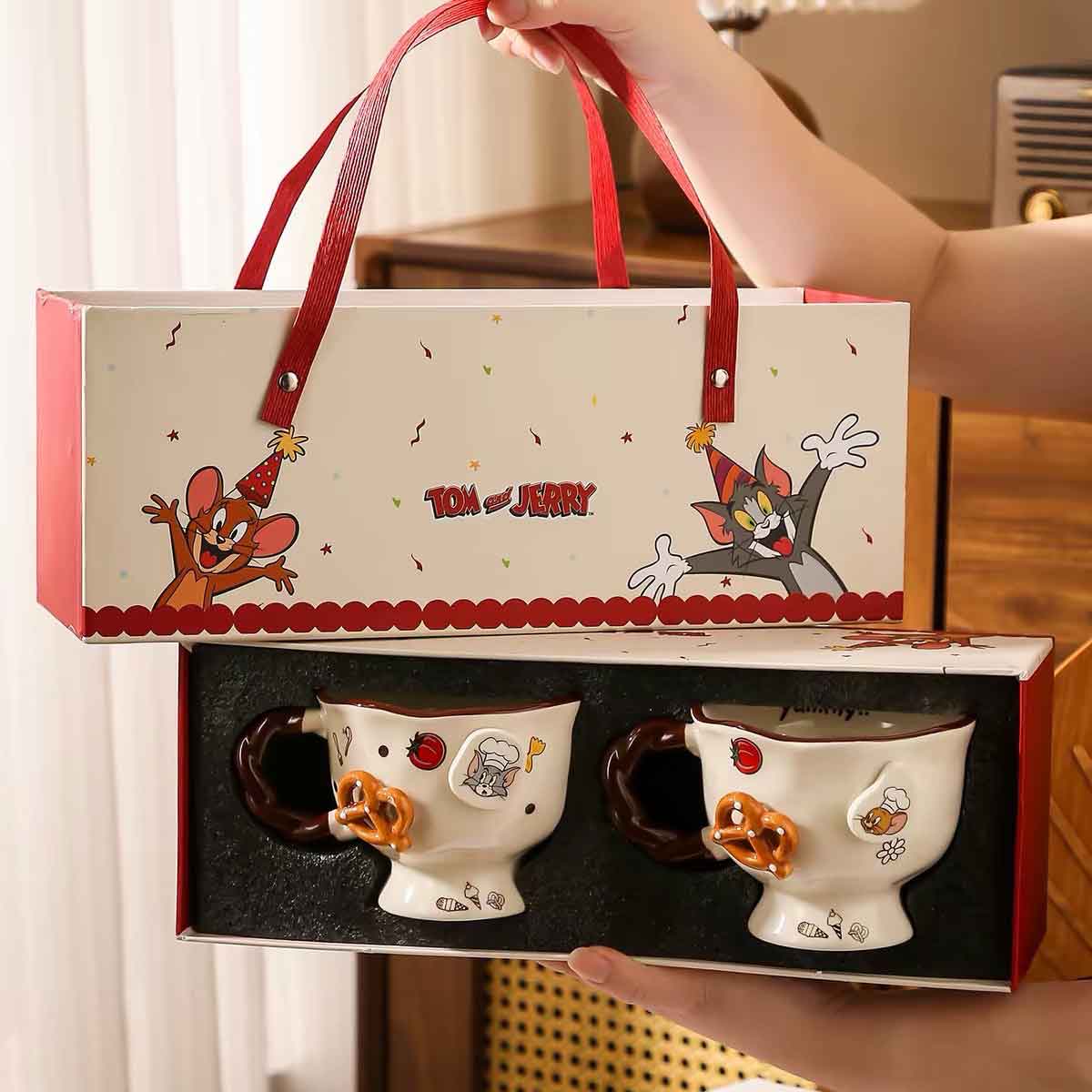 猫捉老鼠陶瓷杯子一对